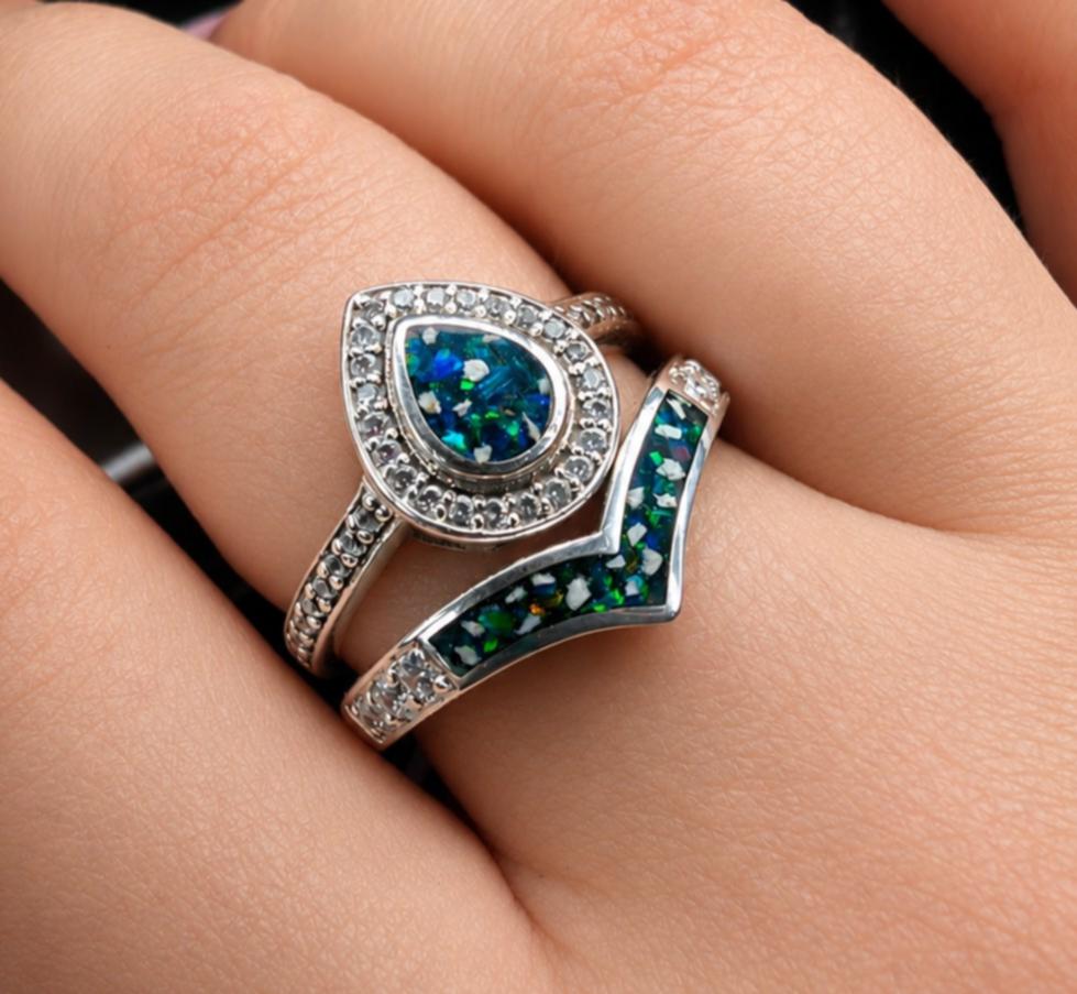 Memorial Teardrop Halo Ring – Sterling Silver | Heartstones®
