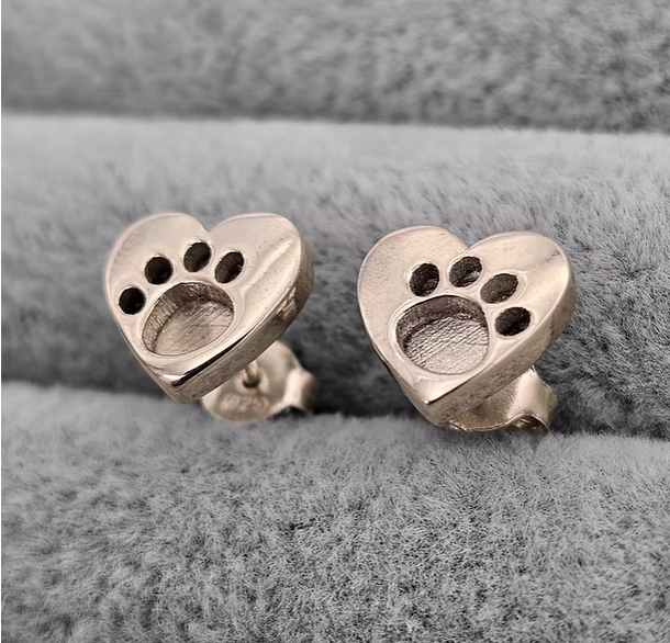 Memorial Paw Earrings – 9ct Gold | Heartstones®
